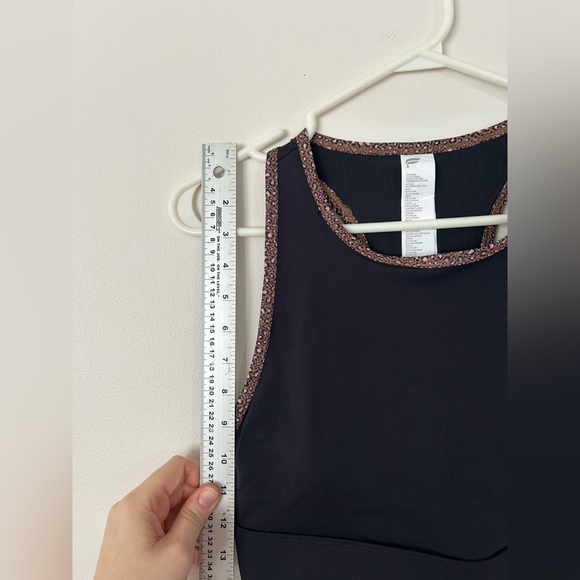 NWOT FABLETICS black / micro leopard Trinity high impact sports bra M - Picture 4 of 9